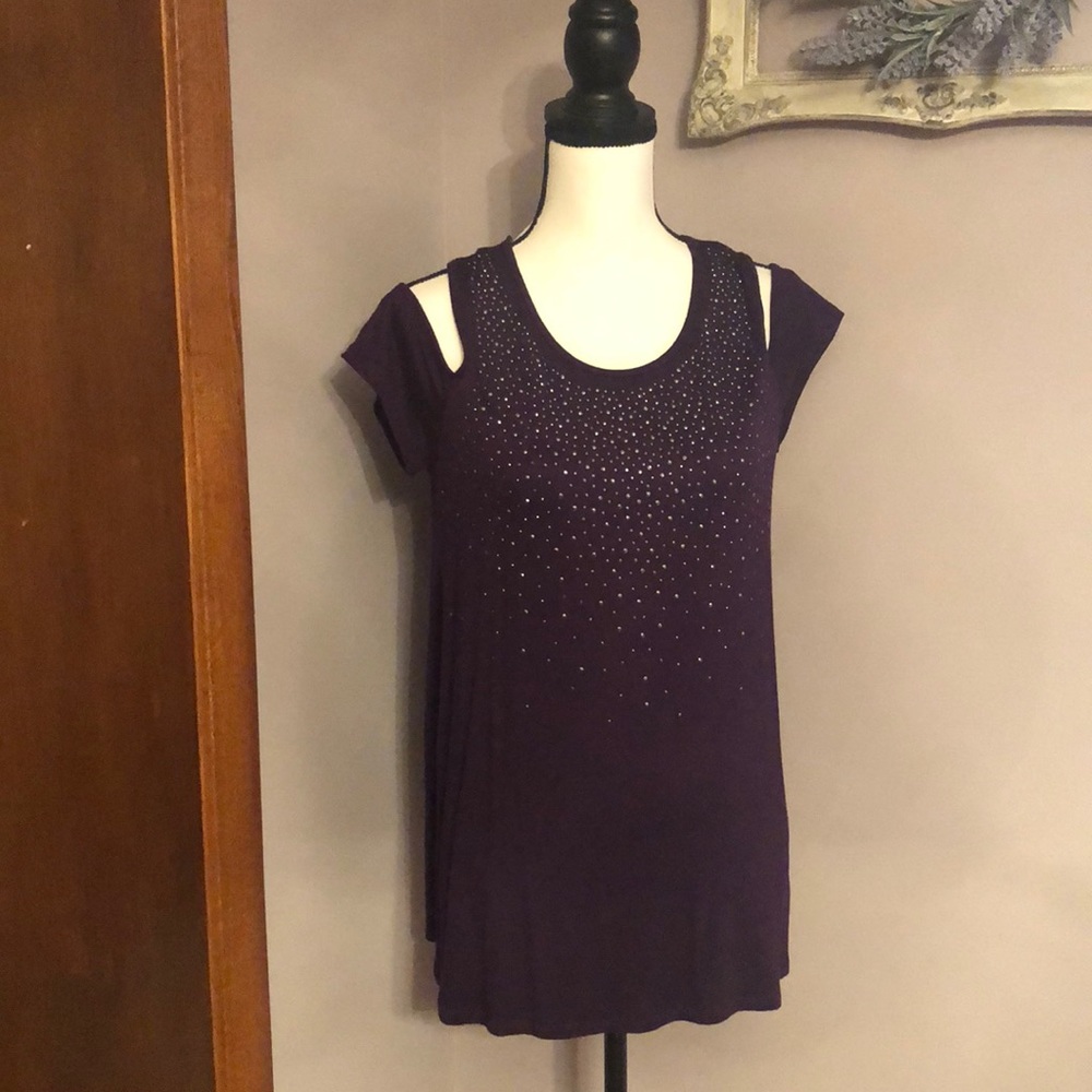 Women’s off shoulder top